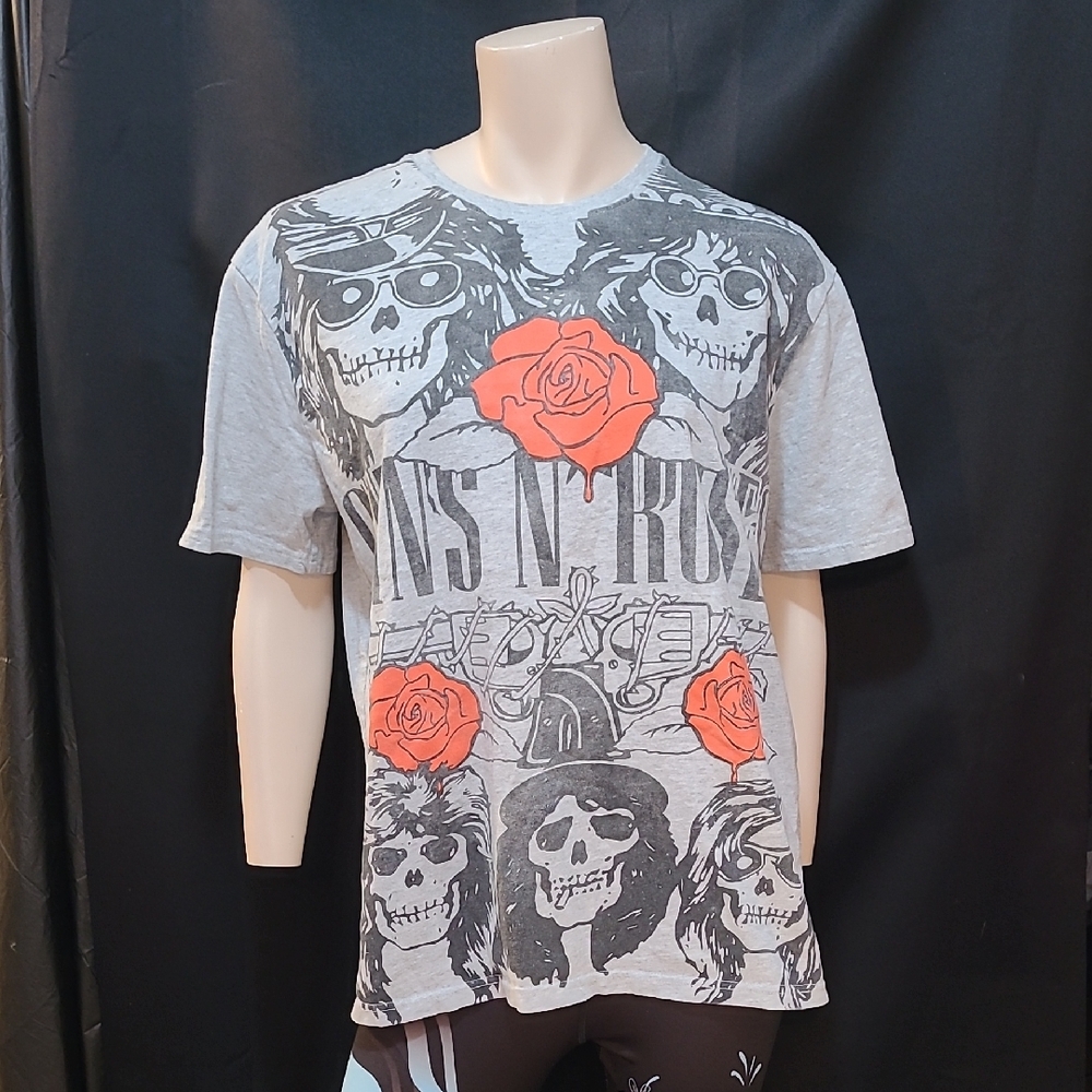 Guns N' Roses Size L Graphic T-Shirt by Gundam 2022 95% Cotton